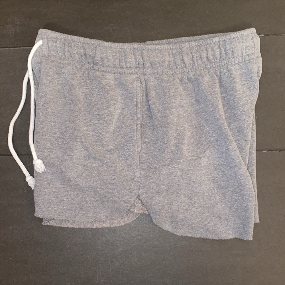 Wild Fable Large Gray High Rise Draw String Sweat Shorts - Picture 4 of 7